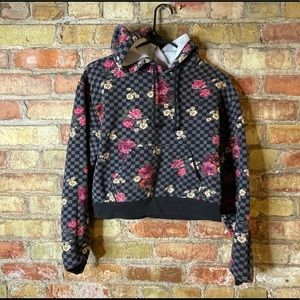 XS Vans pullover hoodie.